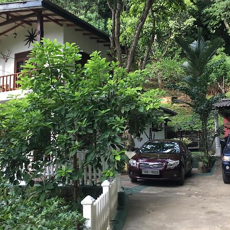 Villa25 Homestay Free Pick Up From The Centre Kandy Exteriör bild