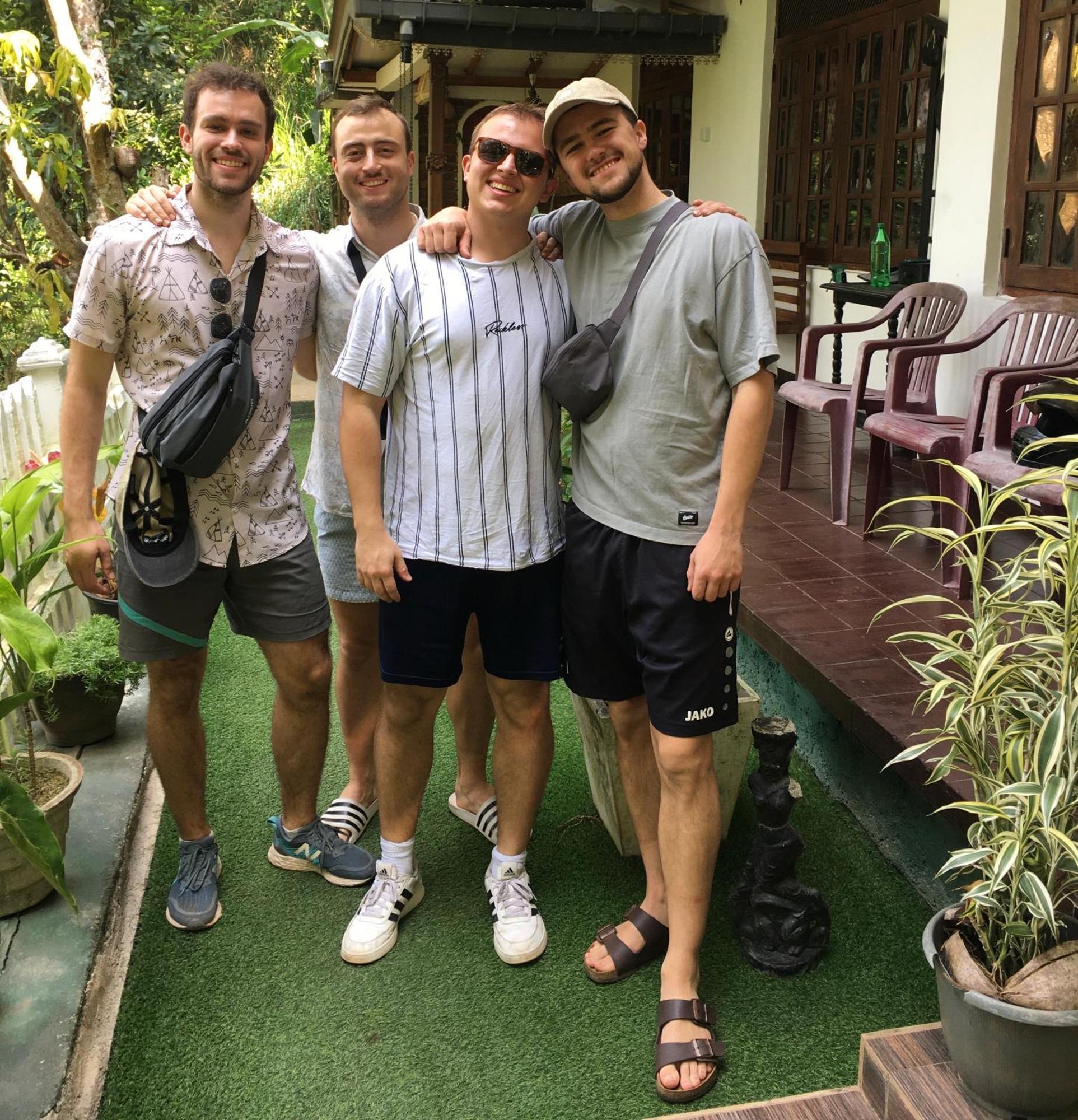 Villa25 Homestay Free Pick Up From The Centre Kandy Exteriör bild