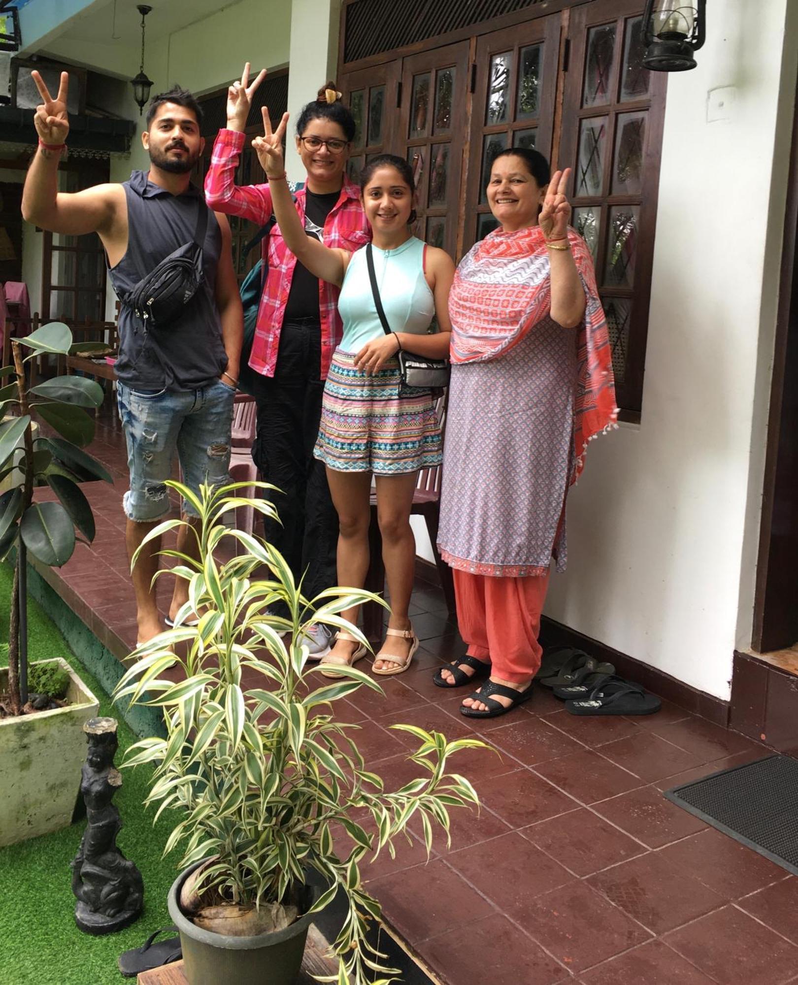 Villa25 Homestay Free Pick Up From The Centre Kandy Exteriör bild